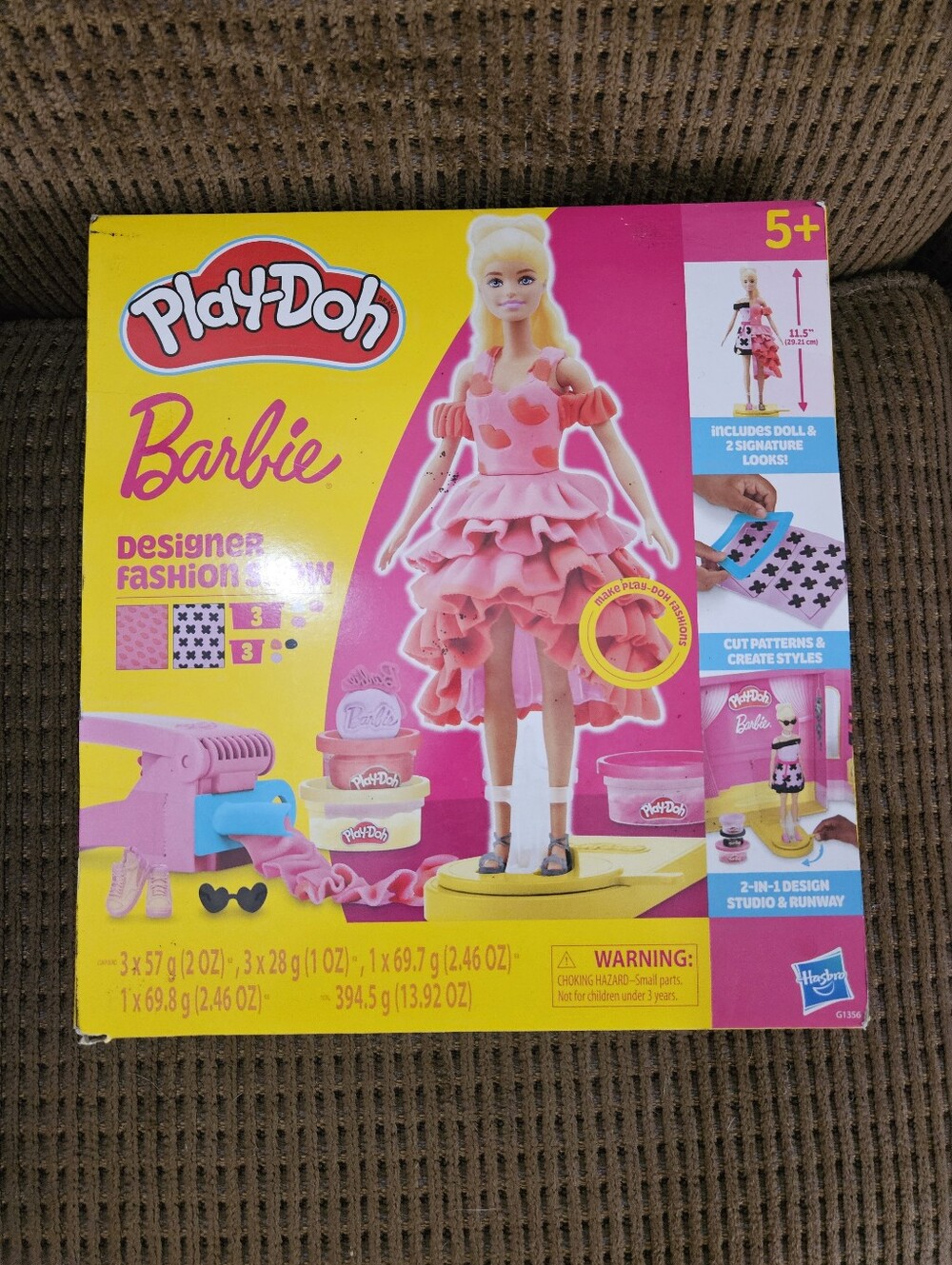 Play-Doh Barbie Designer Fashion Show Playset